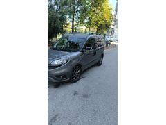 Sahibinden Fiat Doblo Combi 1.6 Multijet Trekking 2022 Model