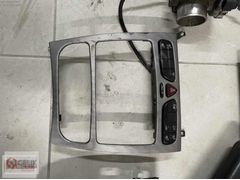 MERCEDES W203 TORPİDO KONTROL PANELİ TUŞ TAKIMI KOLTUK ISITMALI