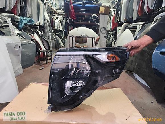 Ford Tourneo far