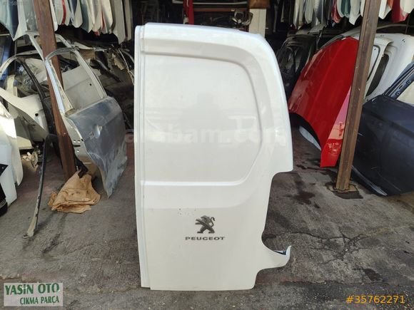 Peugeot partner bagaj kapağı