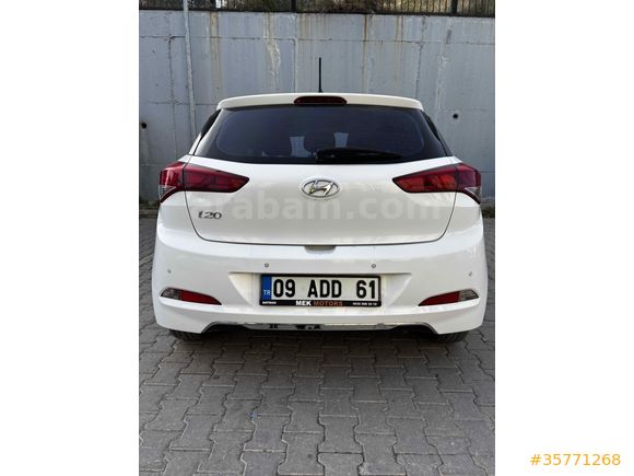 Memurdan  Hyundai i20 1.2 MPI Style 2017 Model 