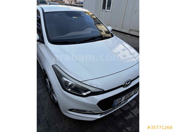 Memurdan  Hyundai i20 1.2 MPI Style 2017 Model 