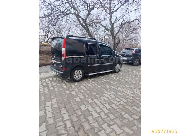 Renault Kangoo multix 1.5 dci privilege chromline en full en tutulan model