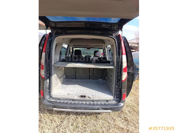 Renault Kangoo multix 1.5 dci privilege chromline en full en tutulan model