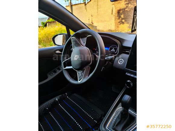 Sahibinden Renault Clio 1.0 TCe Techno Esprit Alpine 2024 Model