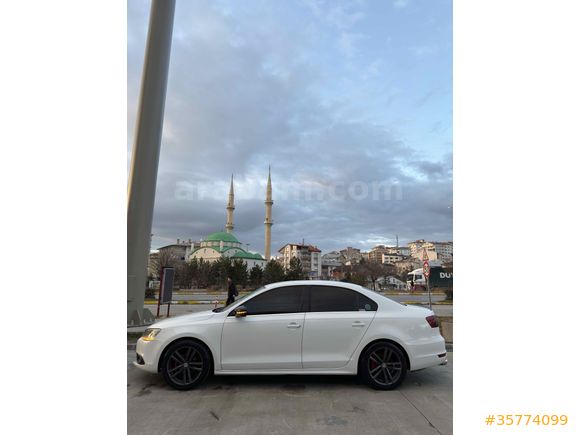 2. SAHİBİNDEN TERTEMİZ JETTA 