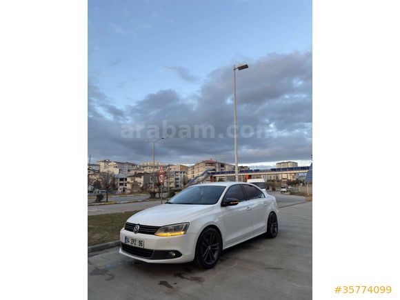 2. SAHİBİNDEN TERTEMİZ JETTA 