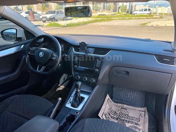 Sahibinden Skoda Octavia 1.6 TDI Optimal 2015 Model 