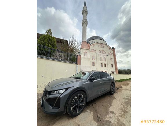 Sahibinden temiz bakımlı  Peugeot 408 Allure 2025 Model 