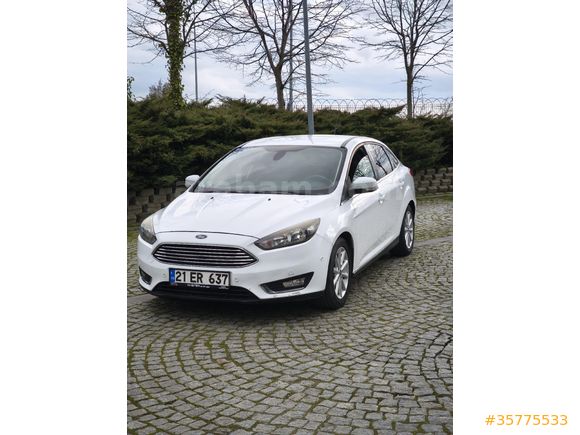 Sahibinden Hatasız Ford Focus 1.6 Ti-VCT Titanium 2016 Model