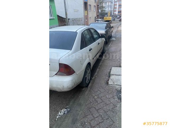 Sahibinden Ford Focus 1.6 Ambiente 2000 Model 