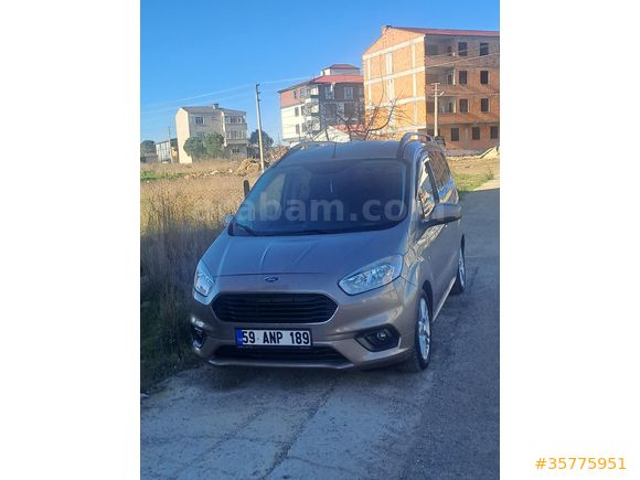 Sahibinden Ford Tourneo Courier 1.5 TDCi Titanium 2021 Model
