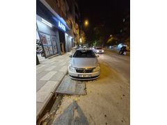 Sahibinden Renault Symbol 1.5 dCi Authentique 2010 Model  299.000 km Gri (Gümüş)