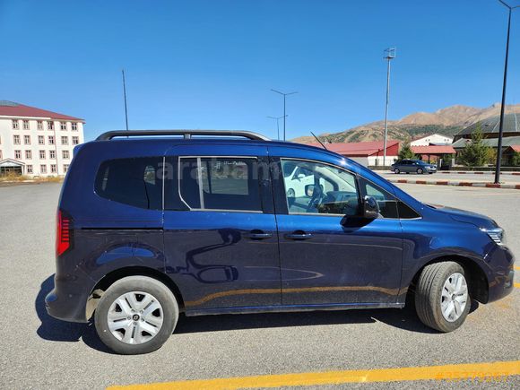 2025 Çıkışlı Hatasız Kangoo Multix
