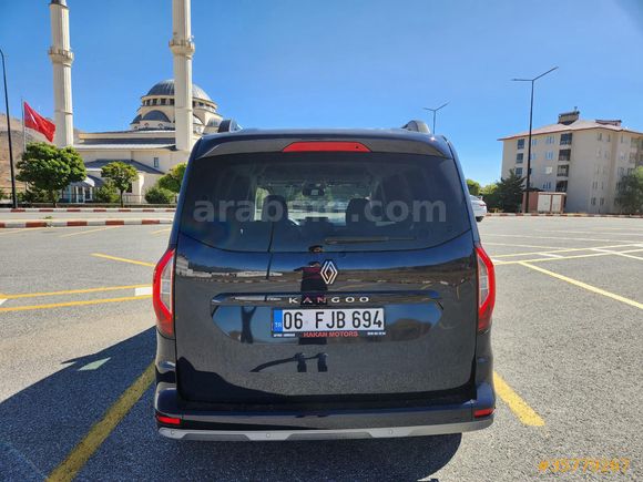 2025 Çıkışlı Hatasız Kangoo Multix