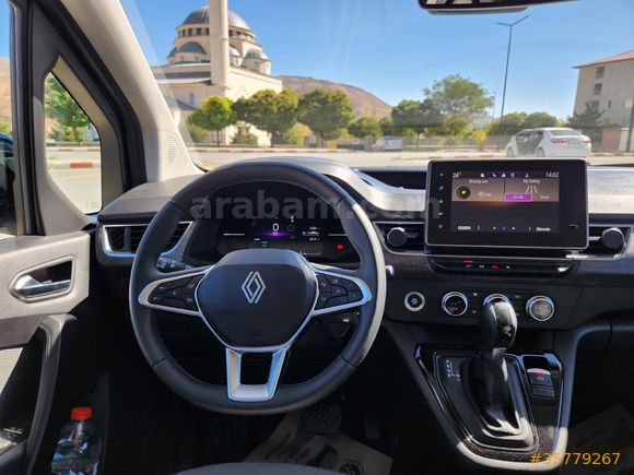 2025 Çıkışlı Hatasız Kangoo Multix