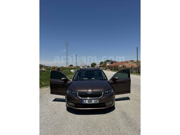 Skoda Octavia 2016
Cam tavanlı 