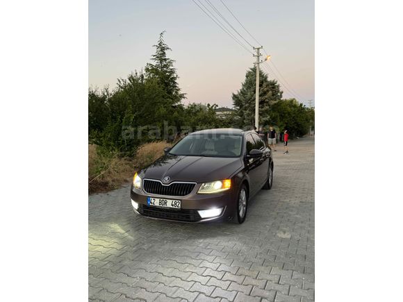 Skoda Octavia 2016
Cam tavanlı 