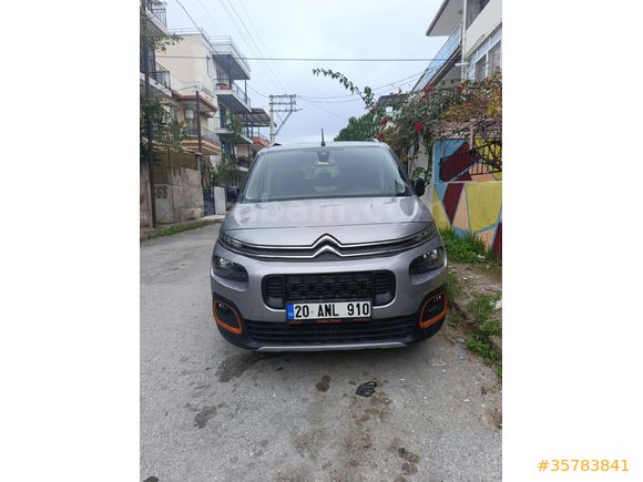Sahibinden Citroen Berlingo 1.5 BlueHDI Shine Bold 2024 Model