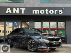 HATASIZ 2024 BMW 520i M SPORT PRO+SHADOW+20 JANT+SOĞUTMA+CARBON