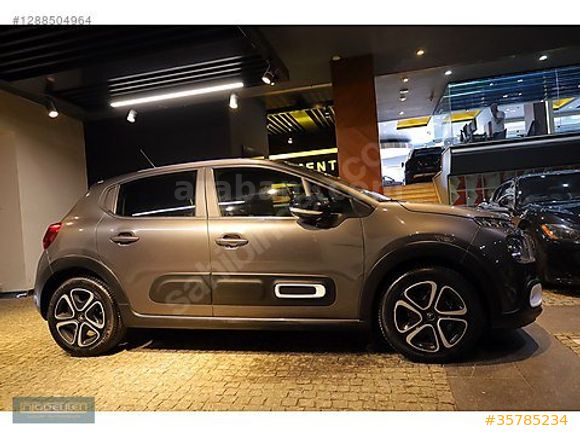 NİĞDELİLER 2023 Citroën C3 1.2 PureTech Feel Bold EAT6 / 7491