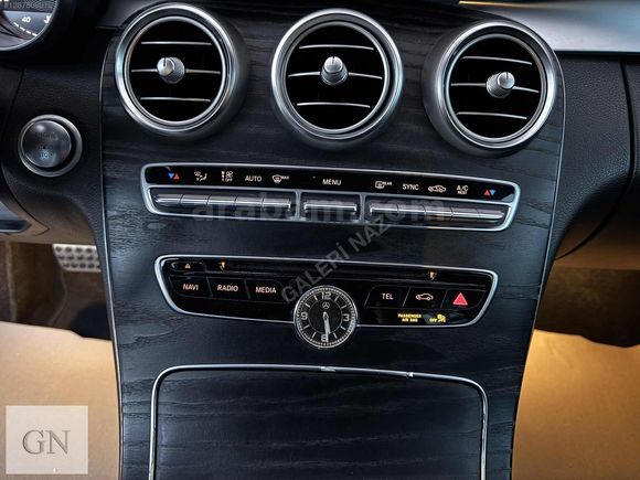 GALERİ NAZ-2015 C200d AMG TOUCHPAD-ANALOG-CAM TVN-SÜMBÜL KIRMIZI