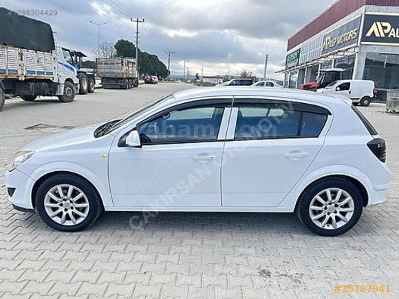 ÇAKIRSAN OTOMOTİV 2012 OPEL ASTRA