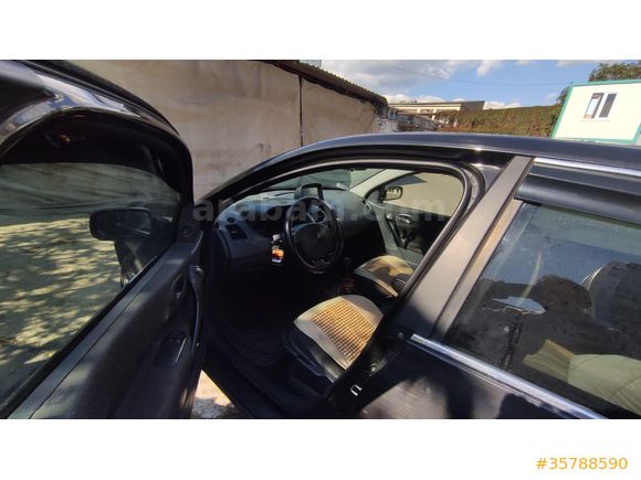 Sahibinden Renault Megane 1.5 dCi Dynamique 2004 Model
