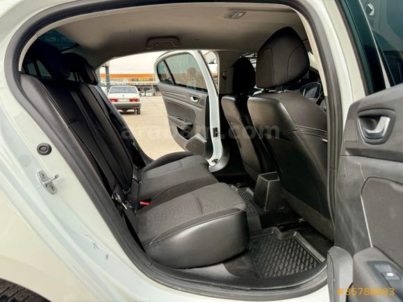 Galeriden Renault Megane 1.5 Blue DCI Joy 2020 Model Adana