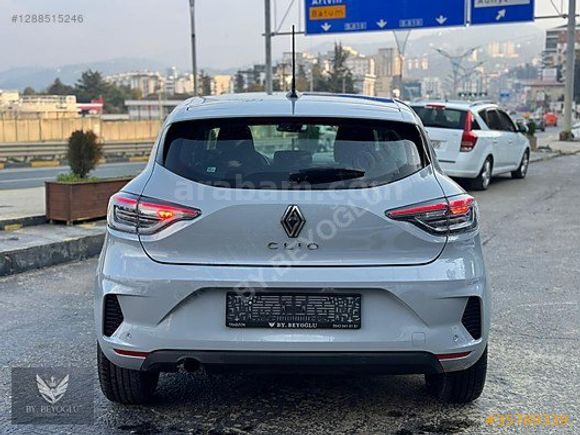 2025 RENAULT CLİO 1.0 TCE EVOLOTİON GERİ GÖRÜŞ KAMERALI