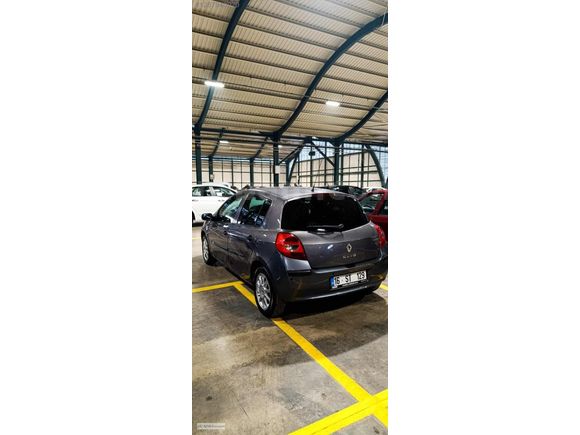 Otomatik aile aracı