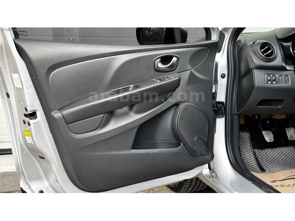 SAKLI GARAJ'DAN HATASIZ BOYASIZ DEĞİŞENSİZ 1.5 DCI SPORT TOURER