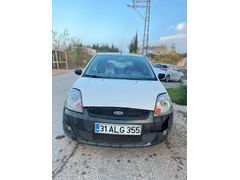Sahibinden Ford Fiesta 1.4 TDCi Comfort 2006 Model