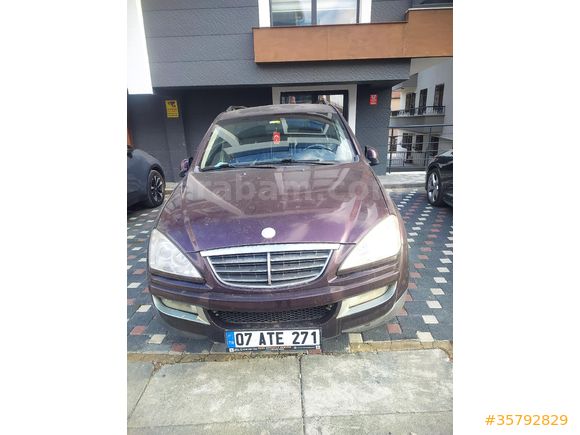 çok acil Sahibinden  çok temiz tüm ağır bakimlari yapılmış yenilenmiş Ssangyong Kyron 2.0 XDI 4x4 2009 Model