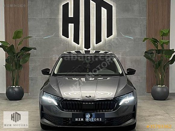 HZR MOTORS HATASIZ 2025 SKODA OCTAVIA 1.5 MHEV ELİTE CARPLAY