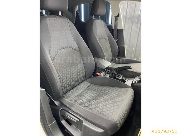 Sahibinden Sanrooflu Seat Leon 1.6 TDI Style 2016 Model