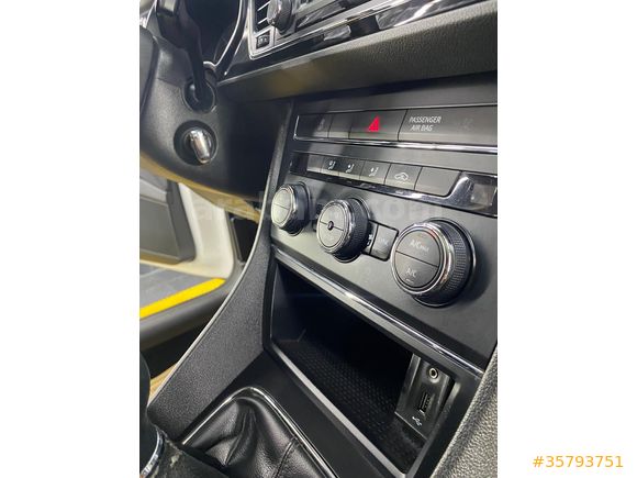 Sahibinden Sanrooflu Seat Leon 1.6 TDI Style 2016 Model
