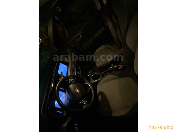 Yeni Kasa 2023 Model Sahibinden Ford Tourneo Courier 1.5 EcoBlue Titanium  