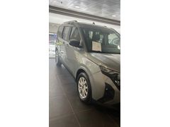  Yeni Kasa 2023 Model Sahibinden Ford Tourneo Courier 1.5 EcoBlue Titanium  