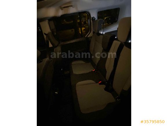  Yeni Kasa 2023 Model Sahibinden Ford Tourneo Courier 1.5 EcoBlue Titanium  