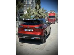 İlk Sahibinden Nissan Qashqai 1.3 DIG-T Platinum 2025 Model 22.000 km Kırmızı-Hatasız-Boyasız-Değişensiz-Tramersiz