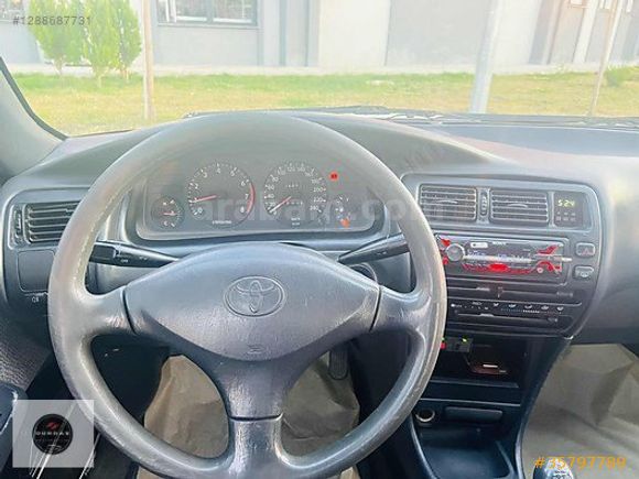 TEMİZ BAKIMLI COROLLA XEİ
