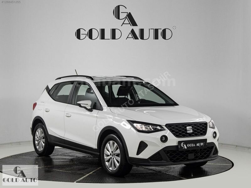 Galeriden Seat Arona 1.0 EcoTSI Style 2022 Model İstanbul 99.000 km Beyaz
