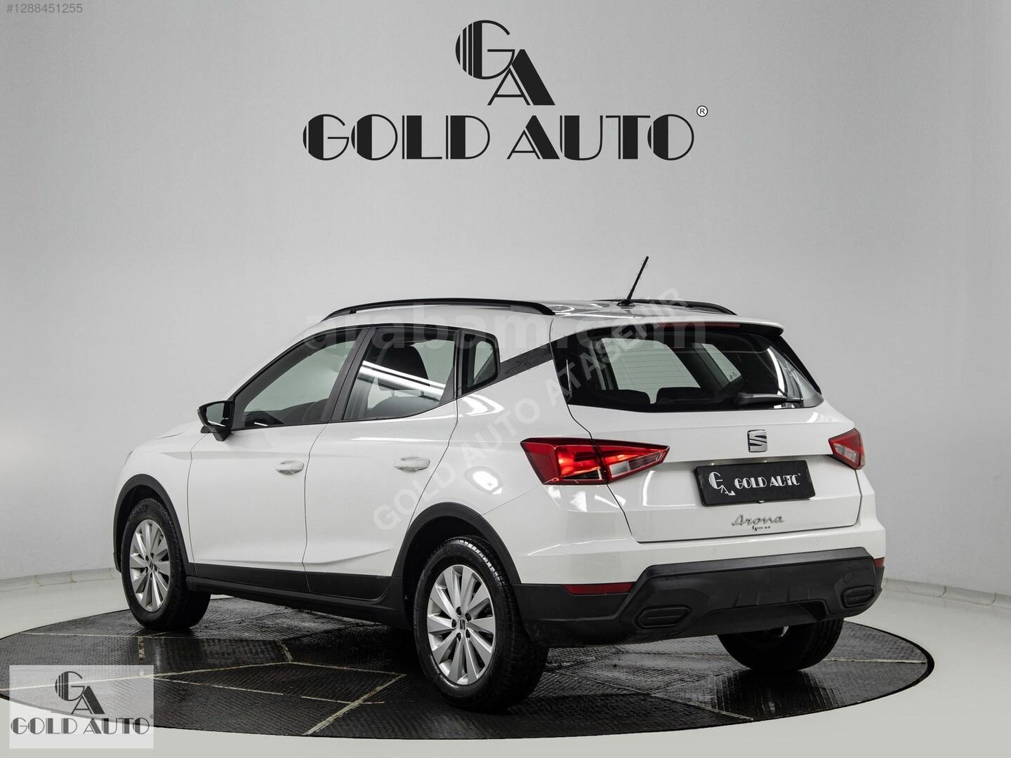 Galeriden Seat Arona 1.0 EcoTSI Style 2022 Model İstanbul 99.000 km Beyaz 6