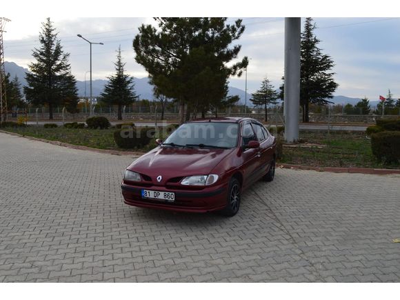 Sahibinden Renault Megane 2.0 RXT 1998 Model
