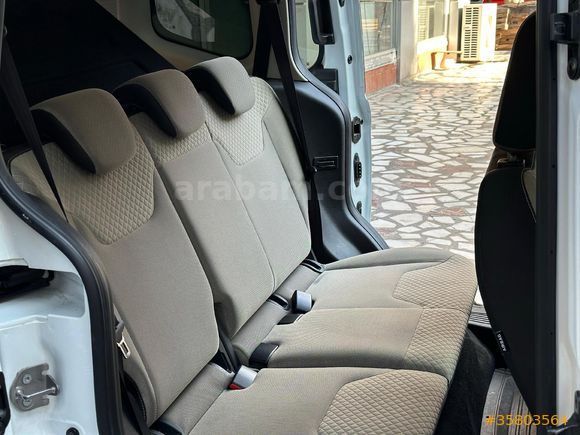 Sahibinden Ford Tourneo Courier 1.5 TDCi Titanium 2020 Model Ankara