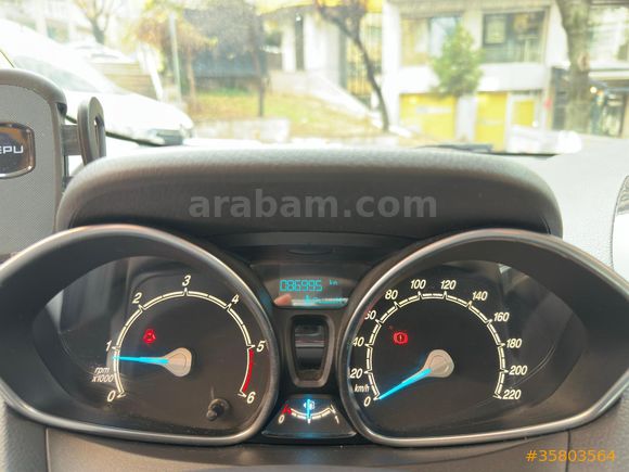 Sahibinden Ford Tourneo Courier 1.5 TDCi Titanium 2020 Model Ankara