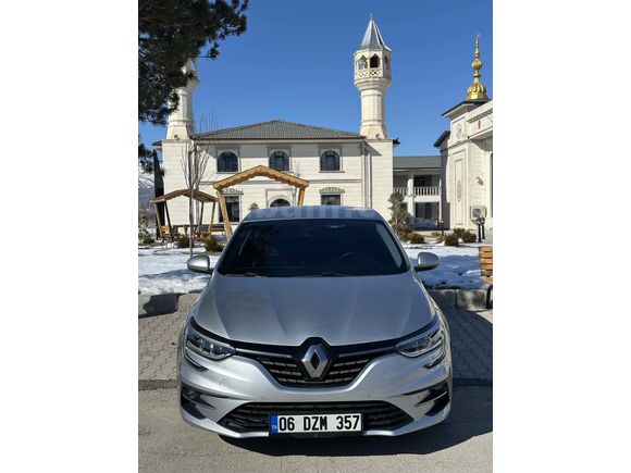 Sahibinden Renault Megane 1.3 TCe Icon 2023 Model 