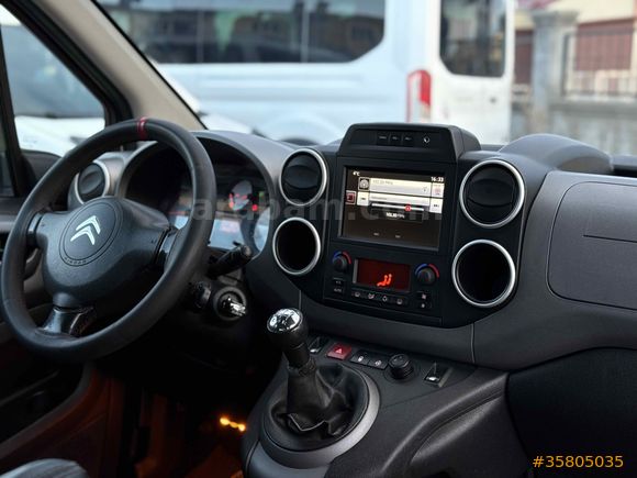 Galeriden Citroen Berlingo 1.6 HDi Selection 2017 Model Van