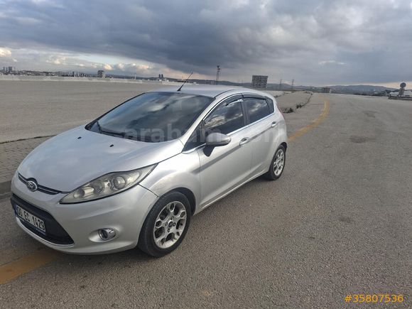 Sahibinden Ford Fiesta 1.6 TDCi Titanium 2012 Model